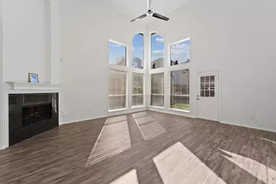 3206 Shadywind Drive, Houston, TX 77082 - Photo 11