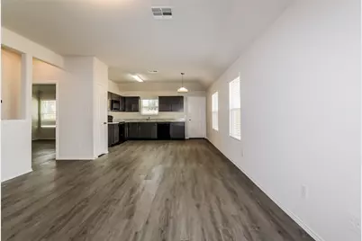 222 Blue Crane Street, Huntsville, TX 77320 - Photo 3