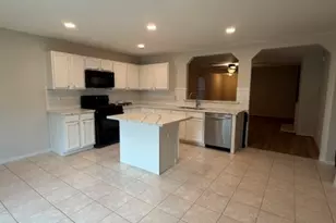 3411 N Wheatstalk Ln, Pearland, TX 77581 - Photo 5