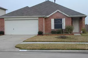 3411 N Wheatstalk Ln, Pearland, TX 77581 - Photo 1