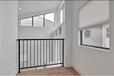 941 W 21st Street #D, Houston, TX 77008 - Photo 13