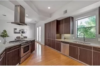 941 W 21st Street #D, Houston, TX 77008 - Photo 3