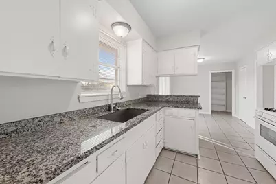 11218 Rebel Road, Houston, TX 77016 - Photo 3