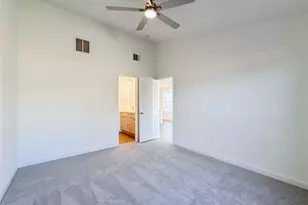 2726 Discovery Trails Ct, Conroe, TX 77301 - Photo 21