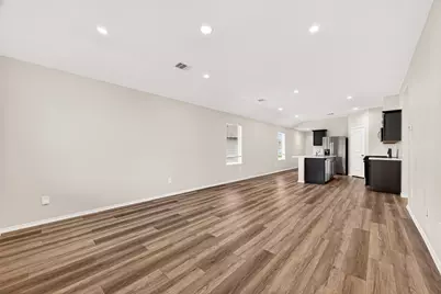 1710 Legacy Hills Drive, Houston, TX 77067 - Photo 9