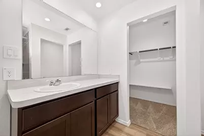 1710 Legacy Hills Drive, Houston, TX 77067 - Photo 17