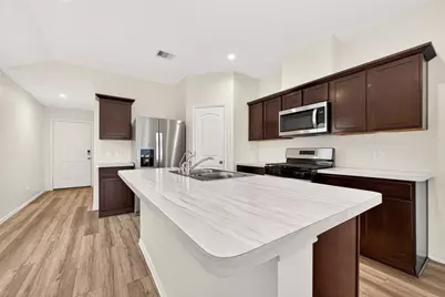 1710 Legacy Hills Drive, Houston, TX 77067 - Photo 11