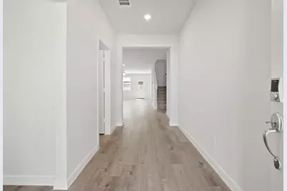 8021 Aquamarine Court, Texas City, TX 77591 - Photo 3