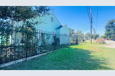 100 Stiles Street, Houston, TX 77011 - Photo 7