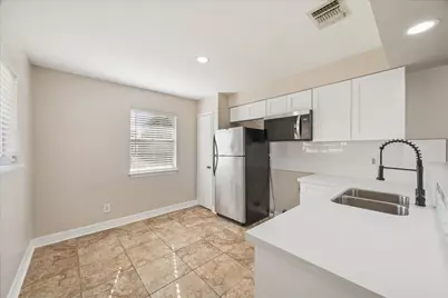 1808 Wren Drive, League City, TX 77573 - Photo 9