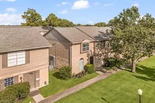 7272 Crownwest St, Houston, TX 77072 - Photo 25