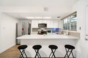 7272 Crownwest St, Houston, TX 77072 - Photo 7