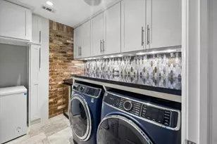 4615 Golf Dr, Houston, TX 77018 - Photo 25