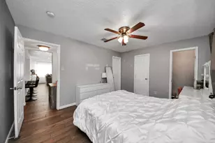 7414 Battlewood Dr, Houston, TX 77040 - Photo 13