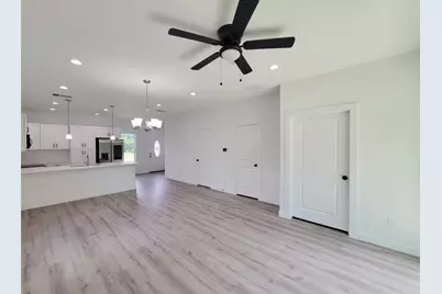 7813 Hirsch Road #B, Houston, TX 77016 - Photo 17