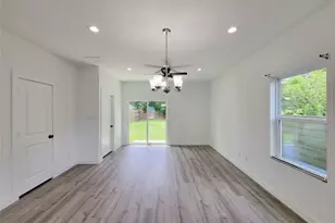 7813 Hirsch Rd, Houston, TX 77016 - Photo 15