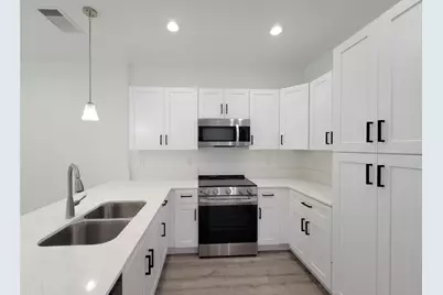 7813 Hirsch Road #B, Houston, TX 77016 - Photo 7