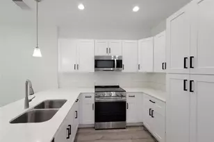 7813 Hirsch Rd, Houston, TX 77016 - Photo 7