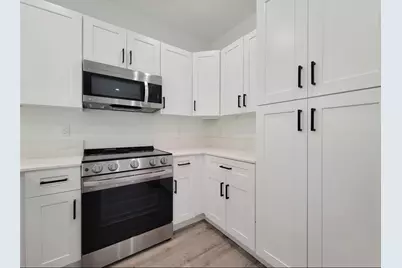 7813 Hirsch Road #B, Houston, TX 77016 - Photo 9
