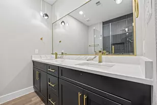 415 Neyland St, Houston, TX 77022 - Photo 37