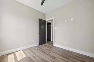 415 Neyland St, Houston, TX 77022 - Photo 27