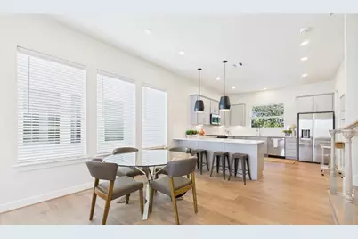 137 Eastwood Street, Houston, TX 77011 - Photo 5