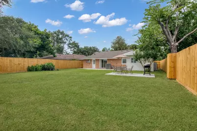 1703 Ansbury Drive, Houston, TX 77018 - Photo 35
