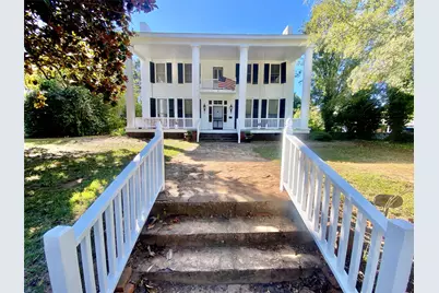 214 W Robert Toombs Avenue, Washington, GA 30673 - Photo 1