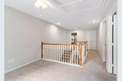 150 W Bristol Oak Circle, The Woodlands, TX 77382 - Photo 23