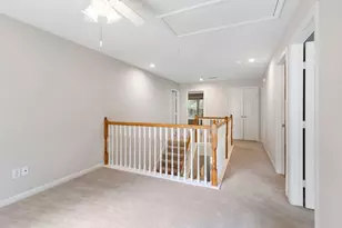 150 W Bristol Oak Cir, The Woodlands, TX 77382 - Photo 23