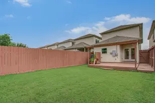 624 E 39th St, Houston, TX 77022 - Photo 37