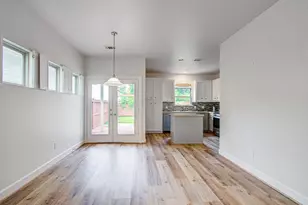 624 E 39th St, Houston, TX 77022 - Photo 11