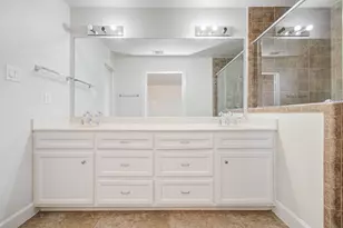 624 E 39th St, Houston, TX 77022 - Photo 23