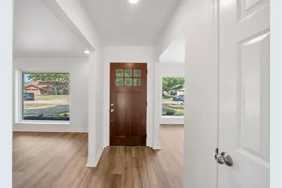 6107 Golden Forest Drive, Houston, TX 77092 - Photo 3