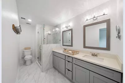 6107 Golden Forest Drive, Houston, TX 77092 - Photo 19