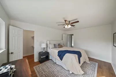 6107 Golden Forest Drive, Houston, TX 77092 - Photo 17