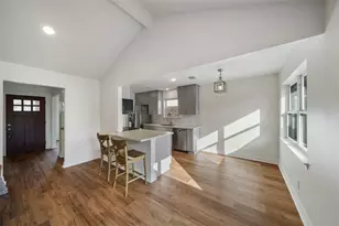 6107 Golden Forest Dr, Houston, TX 77092 - Photo 7