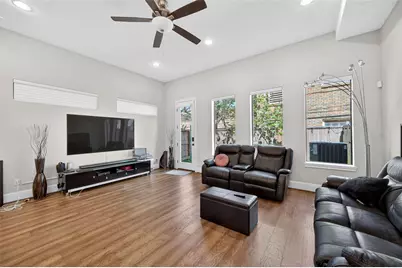 4744 Aftonshire Drive, Houston, TX 77027 - Photo 13