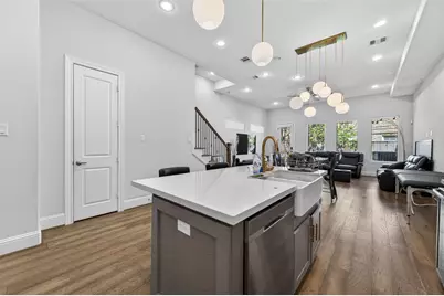 4744 Aftonshire Drive, Houston, TX 77027 - Photo 9