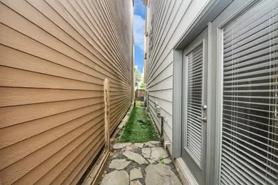 1112 Columbus Street #B, Houston, TX 77019 - Photo 7
