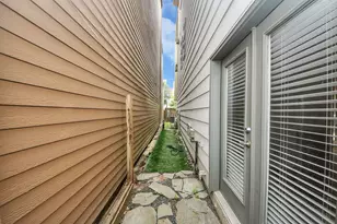 1112 Columbus St, Houston, TX 77019 - Photo 7