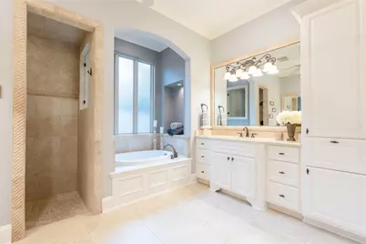 6 Rhapsody Bend Drive, The Woodlands, TX 77382 - Photo 19