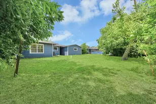 5875 Belcrest St, Houston, TX 77033 - Photo 7