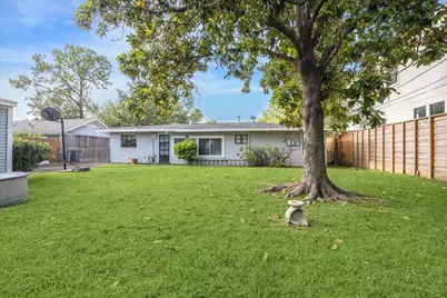 3825 Gramercy Street, Houston, TX 77025 - Photo 9
