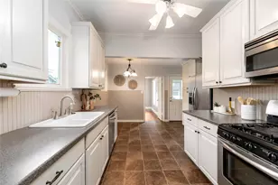 1222 Arlington St, Houston, TX 77008 - Photo 3