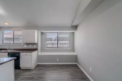 8810 Enchanted Forest Drive, Houston, TX 77088 - Photo 13