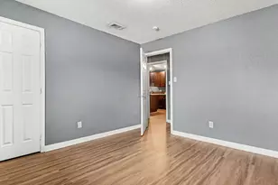 5318 Hemlock Dr, Baytown, TX 77521 - Photo 11