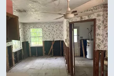 2619 N Woodloch Street, Woodloch, TX 77385 - Photo 9