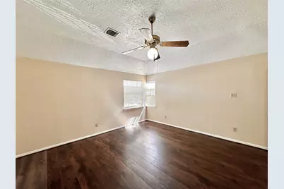 6437 Chatham Island Lane, Houston, TX 77035 - Photo 15