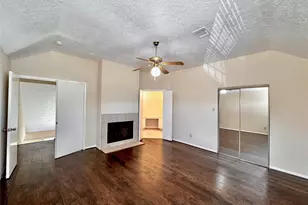 6437 Chatham Island Ln, Houston, TX 77035 - Photo 15